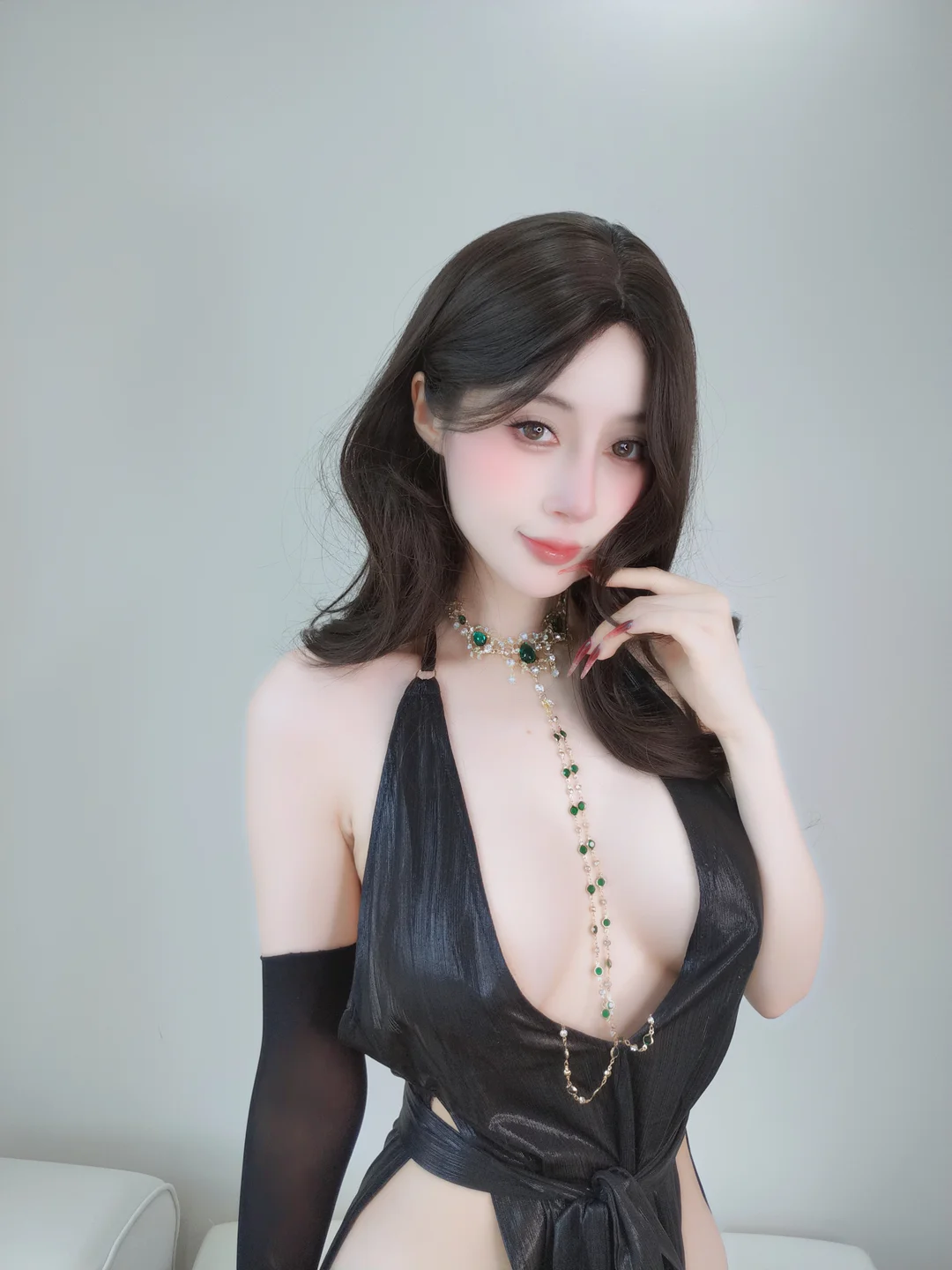 白银81 - 自摄Vol.103 黑丝礼裙 [122P,8V-1.92GB] tg@simisebaisi 【丝足阁】049.webp